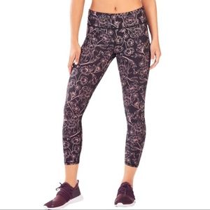 NWT Fabletics Define PowerHold® High-Waisted Leggings Medium